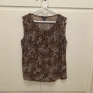 Roz & Ali leopard sleeveless top